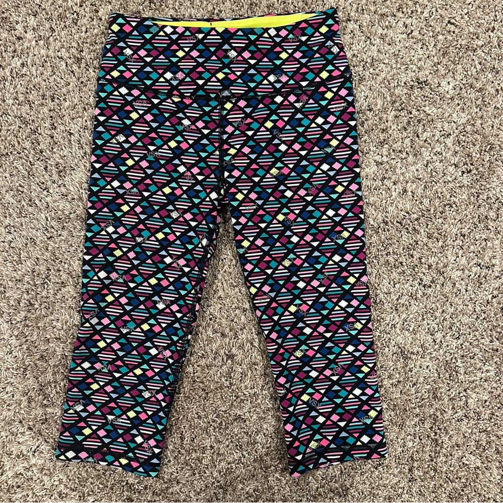 Victoria's Secret VSX Sport Knockout Crop Legging, Size S/P, Geometric